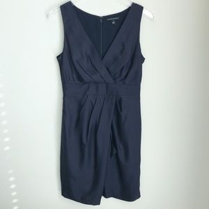 Banana Republic Pleated Silk Sleeveless Dress Size 4 V-Neck Classic Navy